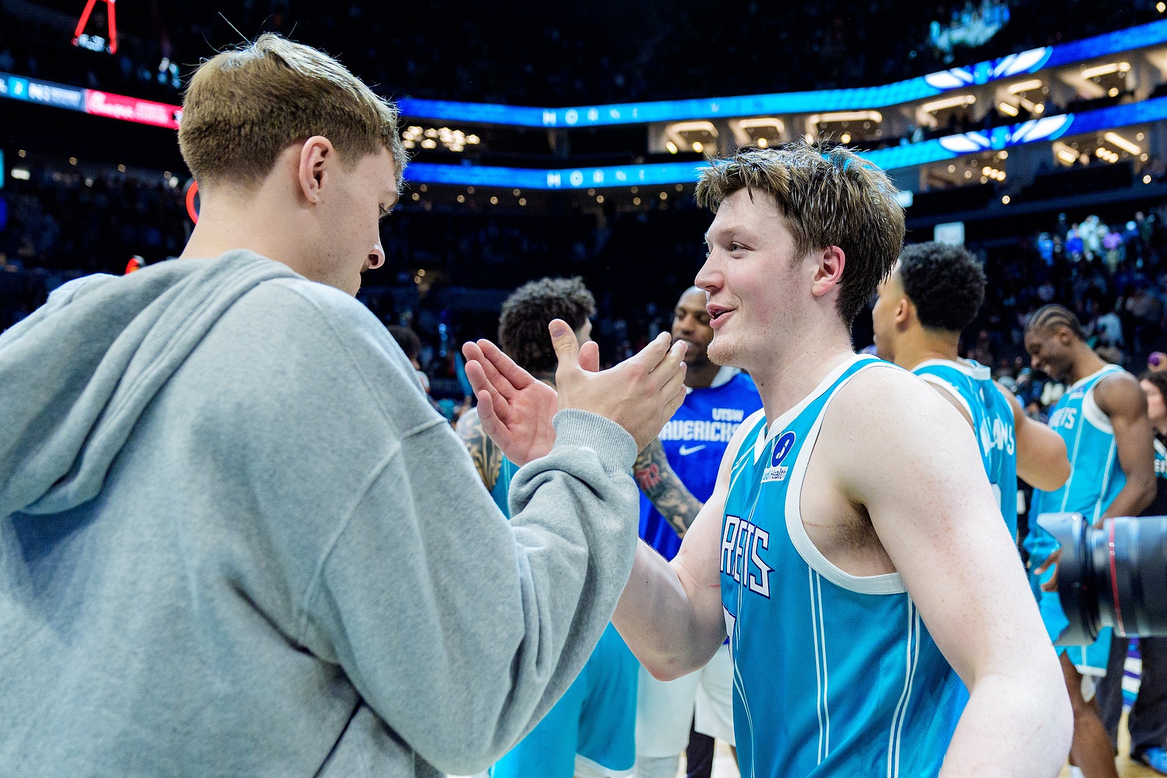 开云官网首页-与弗拉格争最佳新秀？克尼佩尔：希望他尽快回归 想看他上场比赛