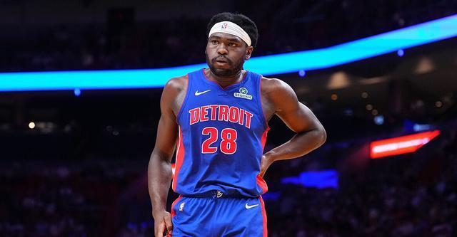 比克斯塔夫：斯图尔特一直带伤作战 但目前情况加重了